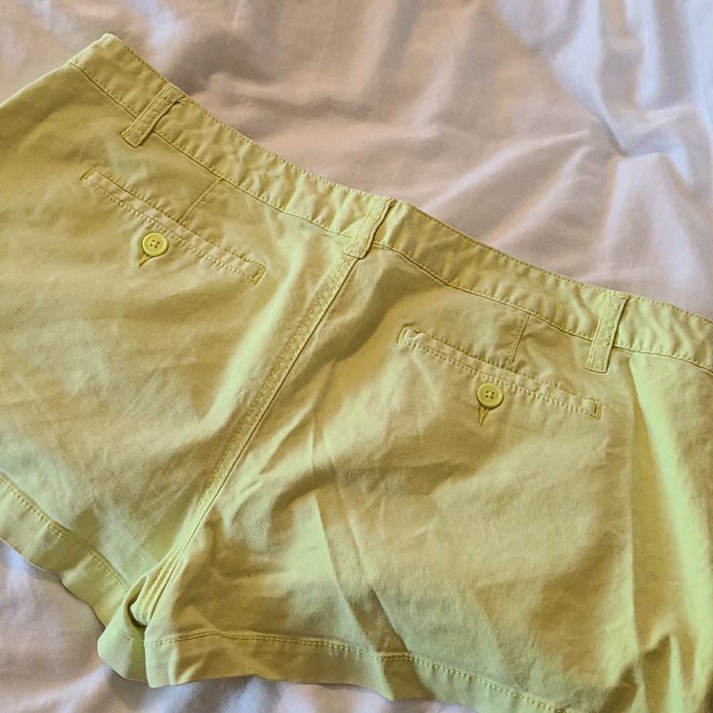 Shorts - Picture 5 of 5
